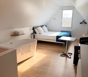 Isques Bed & Breakfast | Aux Charmes