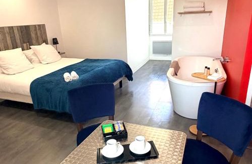 Isques Bed & Breakfast | Aux Charmes - Suites spacieuses avec frigo et micro-ondes Cote D Opale