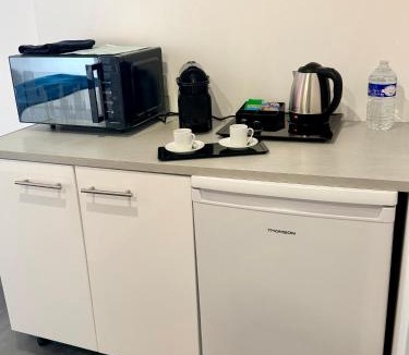 Isques Bed & Breakfast | Aux Charmes - Suites spacieuses avec frigo et micro-ondes Cote D Opale