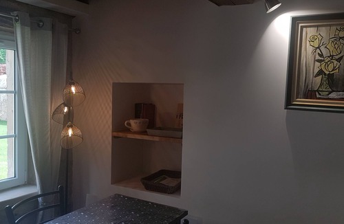 Periers-sur-le-Dan House | Aux Coeurs du Dan