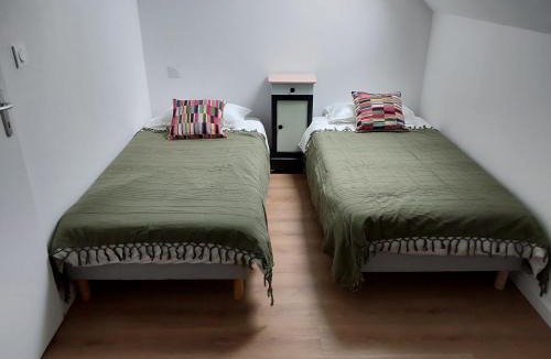 La Baconniere Apartment | Aux Cormulets