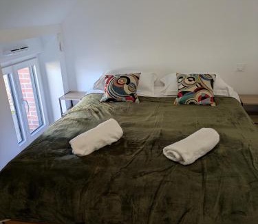 La Baconniere Apartment | Aux Cormulets