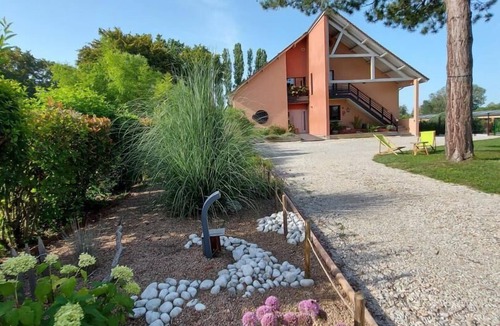 Geraudot House | Aux Couleurs du Lac - GERAUDOT