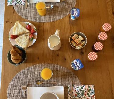 Contremoulins Bed & Breakfast | Aux Ecuries du Château