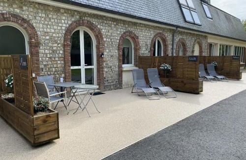Contremoulins Bed & Breakfast | Aux Ecuries du Château