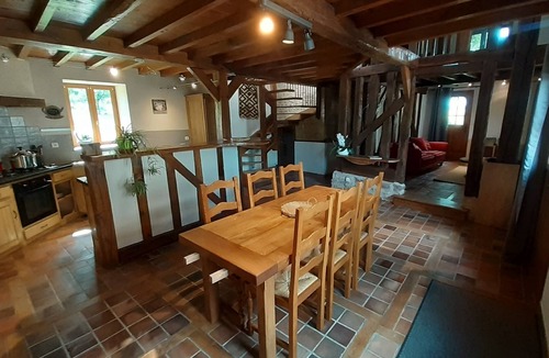 Louze Cottage | Aux Gites d'Haromagnyl - The Tower