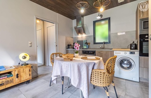 Novalaise House | AUX LOGIS DU LAC - NOVALAISE