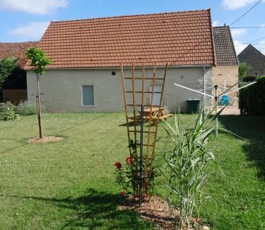 Breugnon House | AUX MERVEILLES DES ORMES