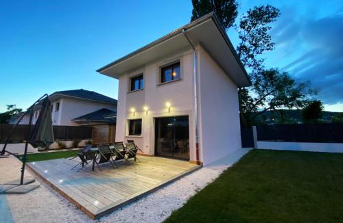 Bassens Villa | Aux Peupliers de Pradian - Baumier