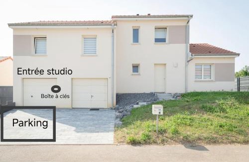 Pont-a-Mousson Apartment | Aux pieds de la colline de Mousson