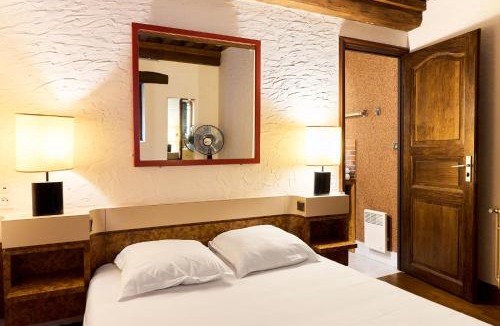 Sourzy Bed & Breakfast | Aux Prisons de Montagny