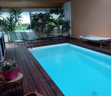 Champvoux House | Aux quatre coins du monde