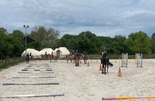 Chuffilly-Roche Other | Aux sabots de vent