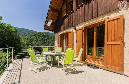 Entremont-le-Vieux House | Aux Senteurs De Chartreuse