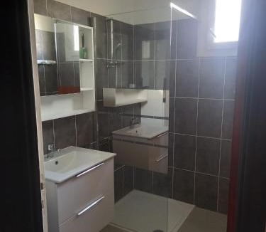 Lavelanet Bed & Breakfast | Aux Tournesols