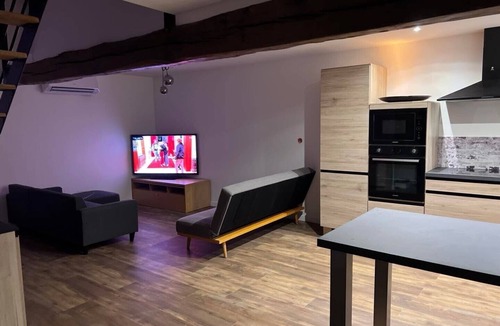 Leval Apartment | Aux Tours Du Gîte