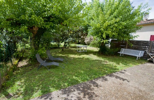 Noaillan House | Aux Tuileries, Maison de Campagne