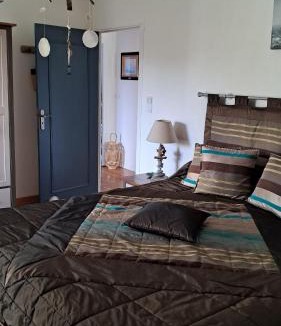 Sibiril Bed & Breakfast | Aux Volets Bleus