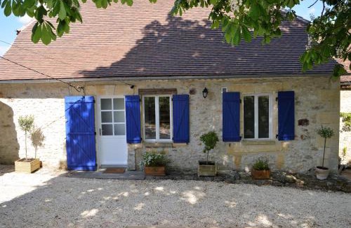 Rouffignac-Saint-Cernin-de-Reilhac House | Aux Volets Bleus Chez Mark & Sylvie