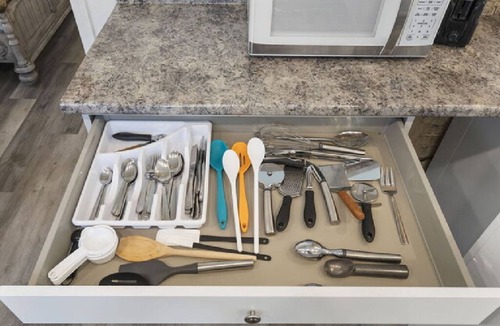 Arcadia House | AV Bungalows #9A with Loft