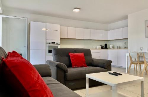 Meylan Apartment | #AV The Ladybug Terrace Tout équipé