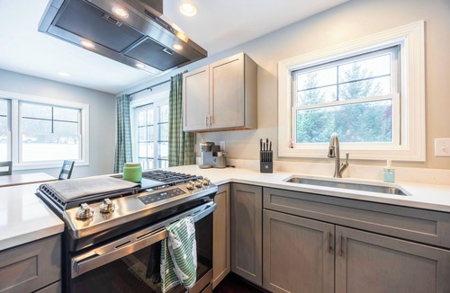 Timberline Villa | AV40, Beautiful New Home! Fireplace, Hot tub!