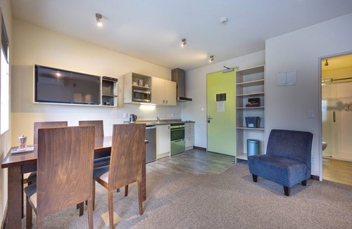 Petone Apartment | Ava Lodge