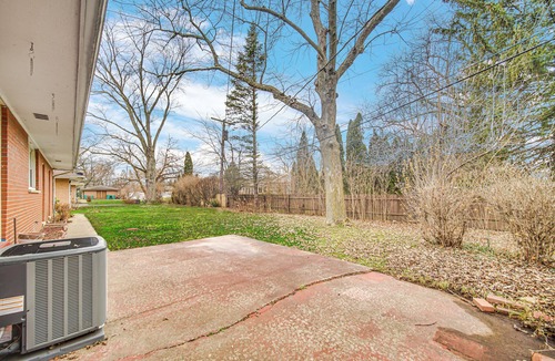 Merrillville House | AVAIL 7/2 - Merrillville condo hospitals & shops