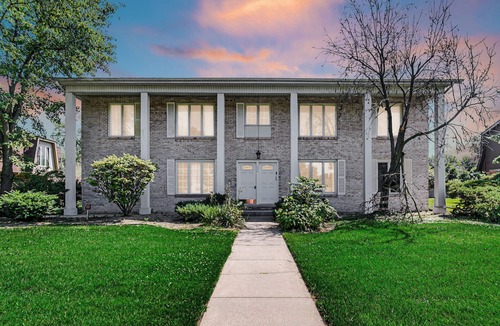 Munster Apartment | AVAIL 9/5 - NEW 2BED CONDO by Hospital & Chicago