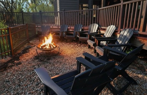 The Galena Territory House | Avail Apr 10th-12th, Valley Views, Hot Tub