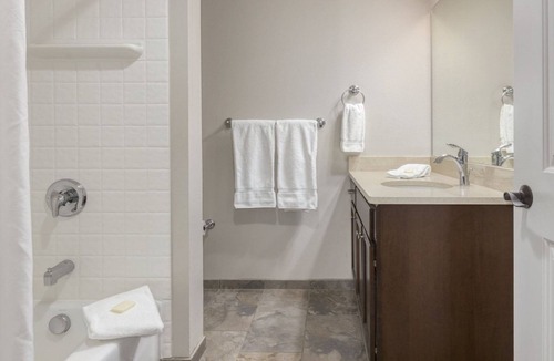 West Yellowstone Resort | Available 2-6 July 26 W. Yellowstone Gate Wordmark Resort 2 bedroom and kitchen