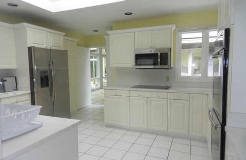 Oceanside House | Available for stay in Jan to mid March 2025. Monthly at a reduced rate.