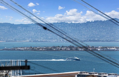 Russian Hill Apartment | AVAILABLE THIS SUMMER: 50+ FIVE STAR REVIEWS!