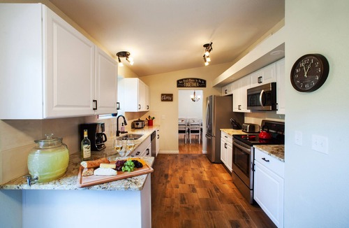 Rockrimmon House | Available USAFA Graduation Week Fully Gated Property Dog Friendly!