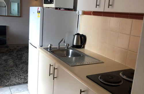 Bomaderry Hotel | Avaleen Lodge Motor Inn