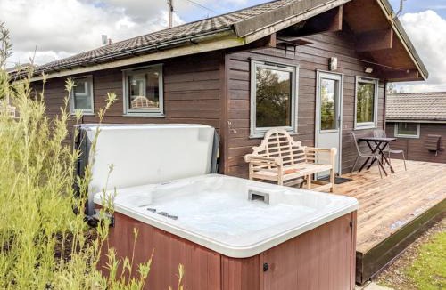 Brazzacott Cabin | Avallon Lodges