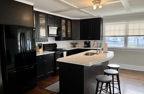 Avalon Condo | Avalon Bayside Condo With Pool - 4 Beds/2 Baths