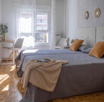 Baranain Apartment | Avda Pamplona Hospitales Universidad