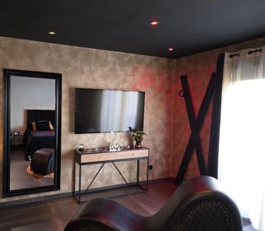 Barlin Apartment | Avec toi suite spa La Secrète