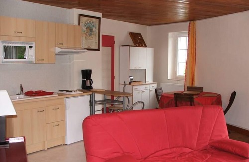 Avenay Apartment | Avenay: Country Cottage, typical Norman house