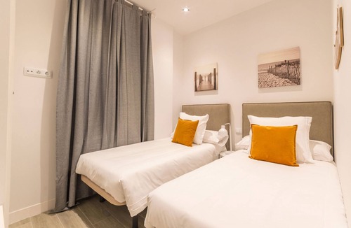 Guindalera Apartment | Avenida America IV apartment in Madrid