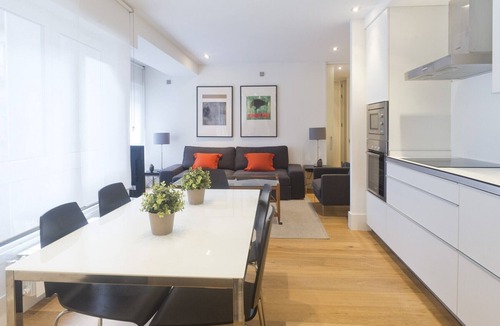 San Sebastian Centro Apartment | AVENIDA SUITE LA CONCHA