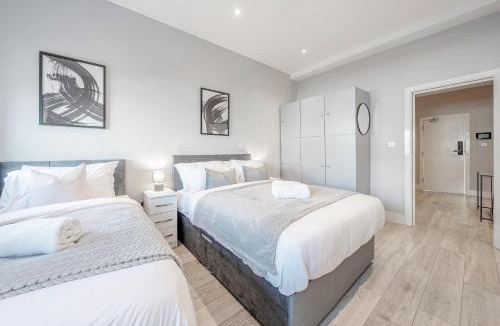 Coulsdon West Apartment | Avenir Heights by MCF