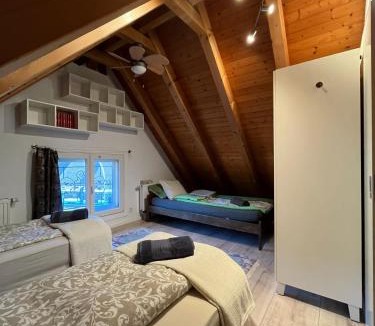 Boudry House | Avenue 15 Boudry Suites and Studio