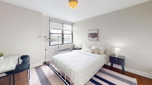 East Falls Apartment | Avenue A810 Epic 2Br, Pool, Gym, Parking