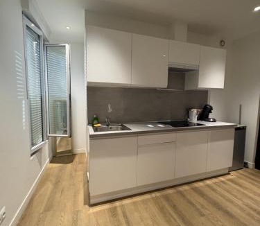 Sartrouville Apartment | Avenue de la Gare - Sartrouville