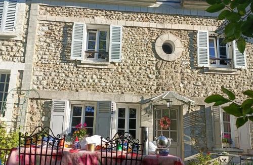 Saint-Just House | Avenue du Château