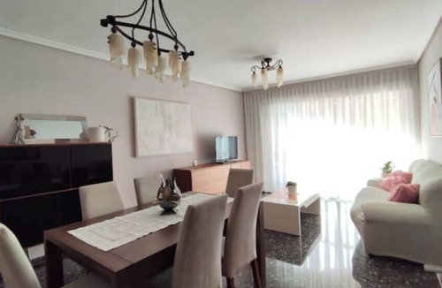 Albaida Condo | Avenue viewpoint