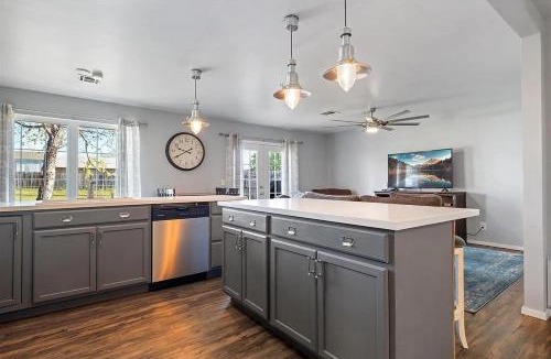 Stillwater House | Averys Place, Perfect Base for Games and Getaways
