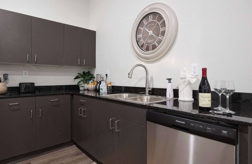 Highfill Apartment | Aviator - 5 mi to XNA - 15 mi to DT Bentonville
